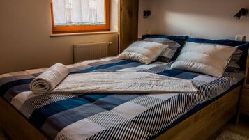 2 Schlafzimmer, Reisekinderbett, kostenloses WLAN