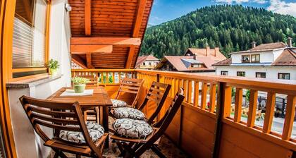 Riverside Pines Luce Apartments with Balcony - Two Bedroom Apartment with Balcony