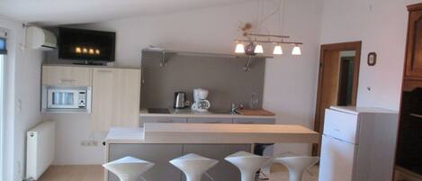 ثلاجة، موقد طهي مسطح