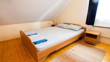 5 bedrooms, free WiFi