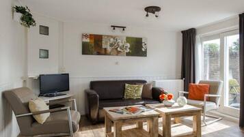 Een televisie en een dvd-speler