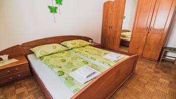 1 Schlafzimmer, Bügeleisen/Bügelbrett, Internetzugang