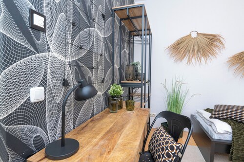 Perfect for 4 | 10 min to the trade fair | 5 min to the city center