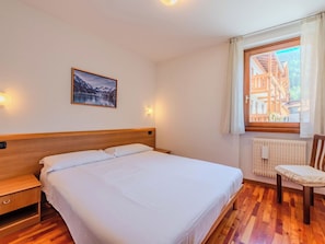 2 chambres, lit de bébé portatif, accès au Wi-Fi (inclus)