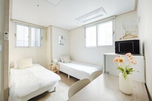 Room - Ehwa Blossom (Seoul)