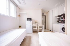 Room - Ehwa Blossom (Seoul)