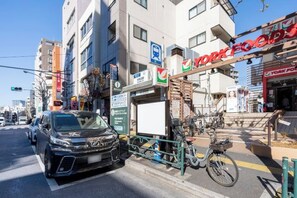 Unclassified image, 2 of 7, button - Retaw Hills Waseda (Tokyo)