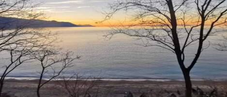 Accommodatie ligt op het strand