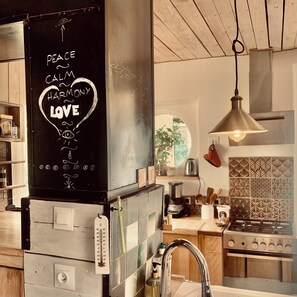 Oven, dishwasher - Complete house for training/workshop/seminar. (le martinet)