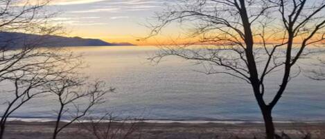 Accommodatie ligt op het strand