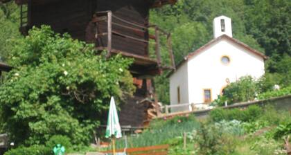 Nice apartment for 4 guests with WIFI, TV, balcony and pets allowed