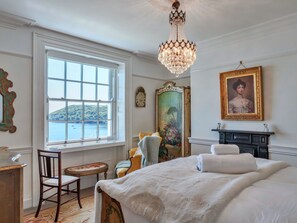 5 chambres, accĂšs au Wi-Fi (inclus), literie fournie