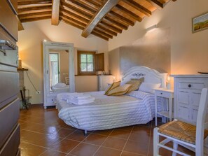 1 habitación, cuna de viaje y wifi gratis 