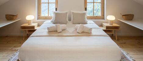 4 slaapkamers, reisbedje, gratis wifi