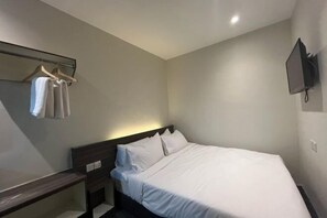 Room - Swing and Pillows @ Malacca Mahkota Parade (Melaka)