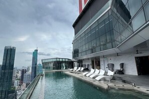 Outdoor pool - IMPERIAL KLCC RESIDENCE BY PERKASA IKON (Kuala Lumpur)