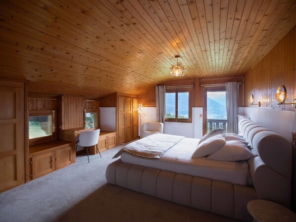 6 bedrooms, free WiFi