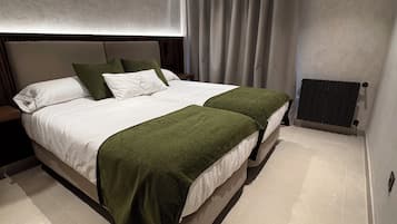 Daunenbettdecken, Verdunkelungsvorhänge, kostenloses WLAN, Bettwäsche