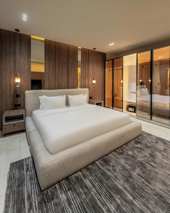 Superior Apartment | Iron/ironing board, free WiFi