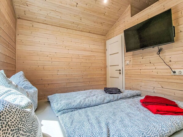 2 bedrooms, free WiFi