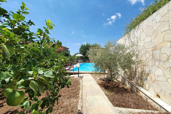 Piscine, Composite, Recours, Ombre, Eco Hôtel, Mobilier De Jardin, Arrière-Cour