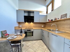 Four, lave-vaisselle