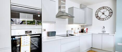 Microwave, oven, dishwasher