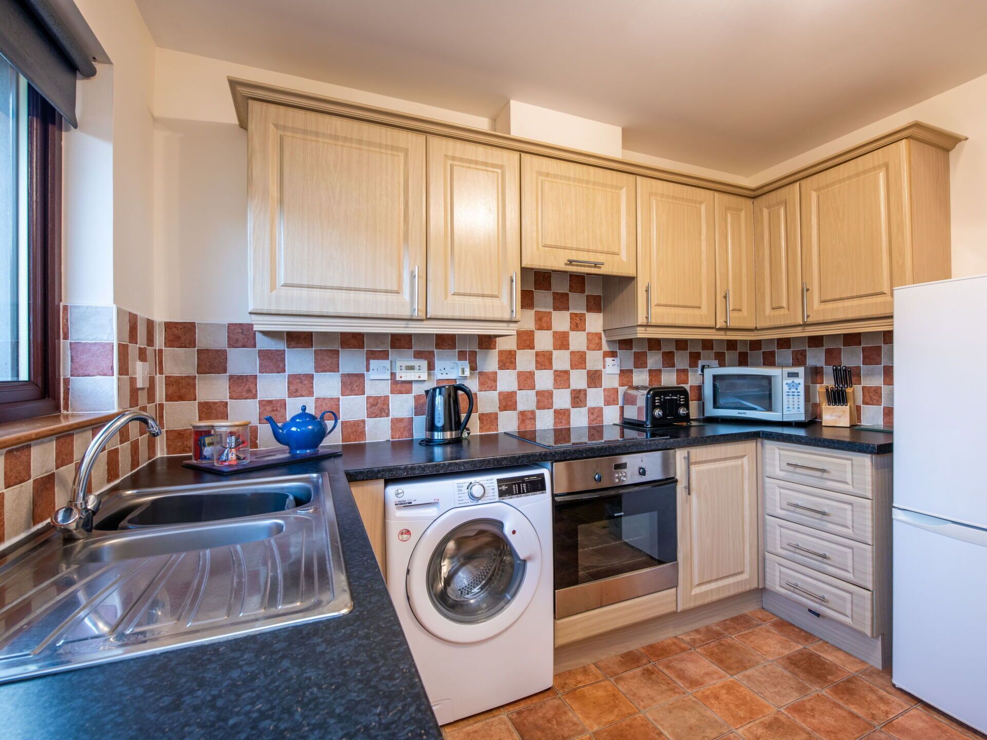 Microwave, oven, dishwasher