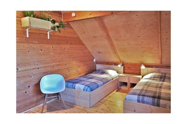 4 chambres, accès Internet, draps fournis