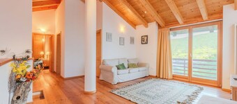 Cosy apartment in villa for 10 guests with WIFI, TV, terrace and panoramic view