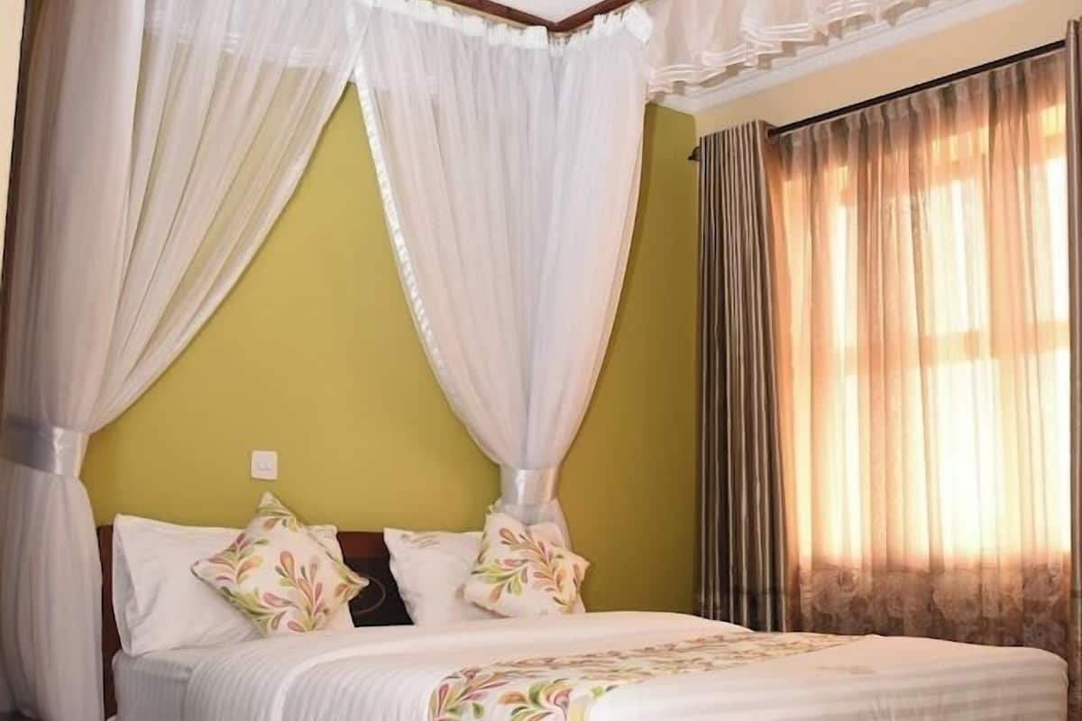 Deluxe Single Room, City View | Free WiFi, bed sheets