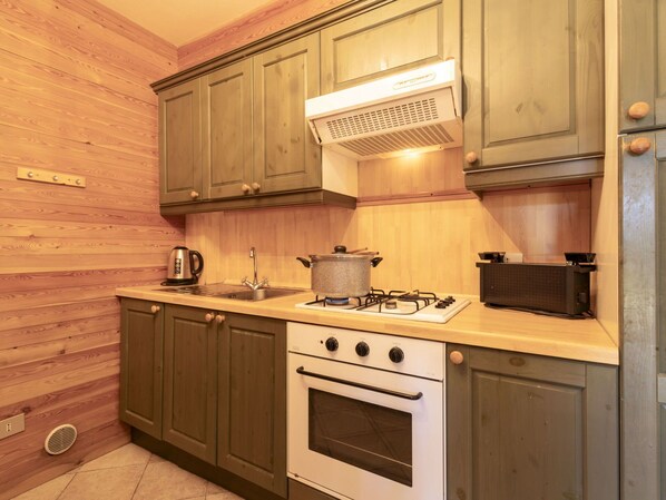 Microwave, oven