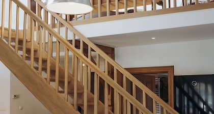 Enchanted Misty Valley Cottage Apartments - Comfort One Bedroom Apartment