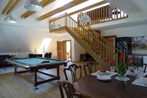 Dining - Enchanted Misty Valley Cottage Apartments - Comfort One Bedroom Apartment (Sentjost nad Horjulom)