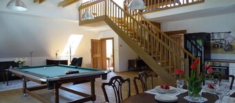 Enchanted Misty Valley Cottage Apartments - Comfort One Bedroom Apartment