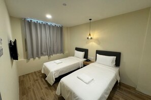 Unclassified image, 3 of 12, button - Check Inn 5 (Kota Kinabalu)