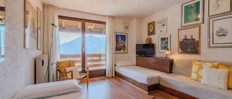 1 makuuhuone, vauvan matkasänky, ilmainen Wi-Fi