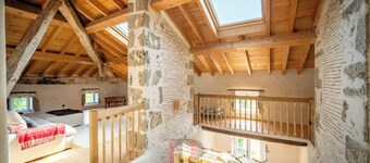 Large renovated house, ideal for a large family looking for peace and quiet.