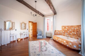 淋浴設備、風筒、提供毛巾、番梘