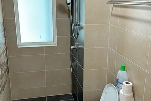 Room - Tri Tower Residence (Walk 3 minutes to Malaysia & Singapore customs) (Johor Bahru)