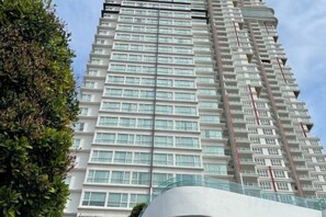 星評価なしの画像、2 / 16、ボタン