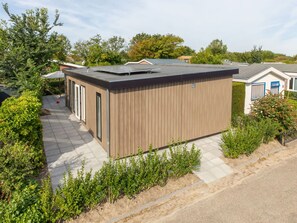 Exterior - Beautiful private villa for 4 guests with WIFI, TV and terrace (Veere)