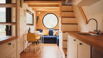 Luxury Cabin, Mountain View | Free WiFi