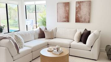 Televisor i llar de foc