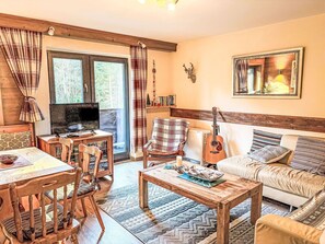 TV - Lovely apartment for 4 guests with WIFI, TV and balcony (Saalbach)