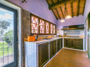 Microwave, oven, dishwasher