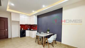 Comfort Double Room, Patio, City View | Private kitchen