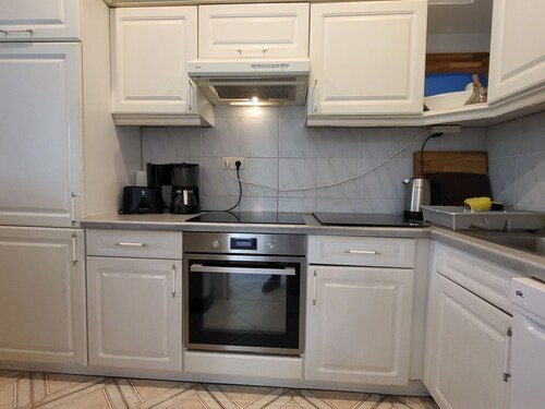 Cosy apartment for 5 guests with WIFI, TV, terrace and pets allowed