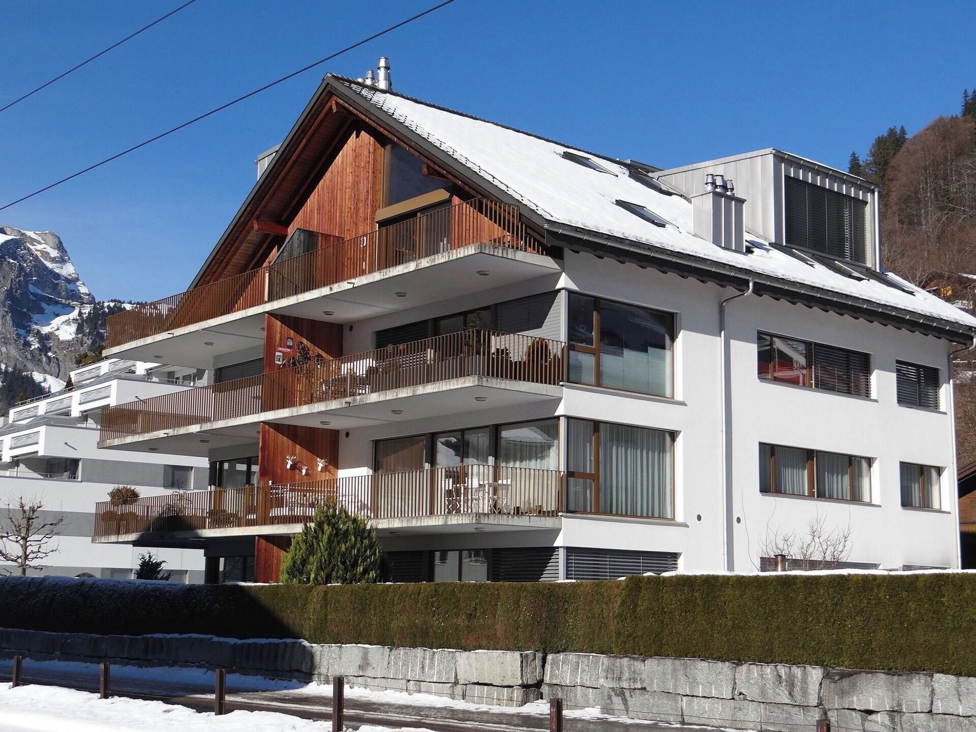 Die Architektur, Zuhause, Haus, Schnee, Dach, Winter, Einfrieren, Steigung, Glazialmorphologie, Alpen