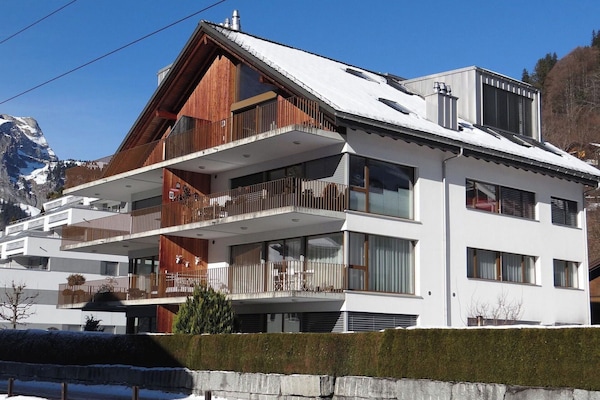 Die Architektur, Zuhause, Haus, Schnee, Dach, Winter, Einfrieren, Steigung, Glazialmorphologie, Alpen
